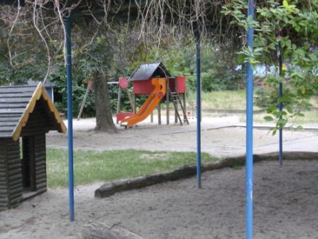 Der Garten Elementarspielplatz